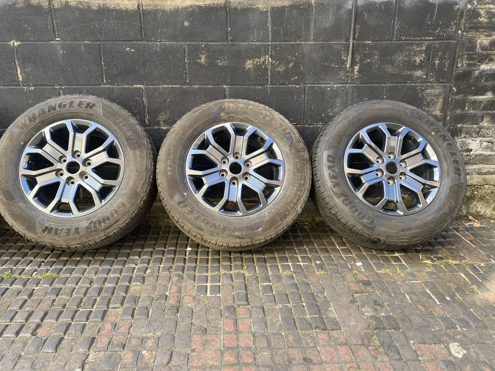 s l1600 (57) s l1600 (57)