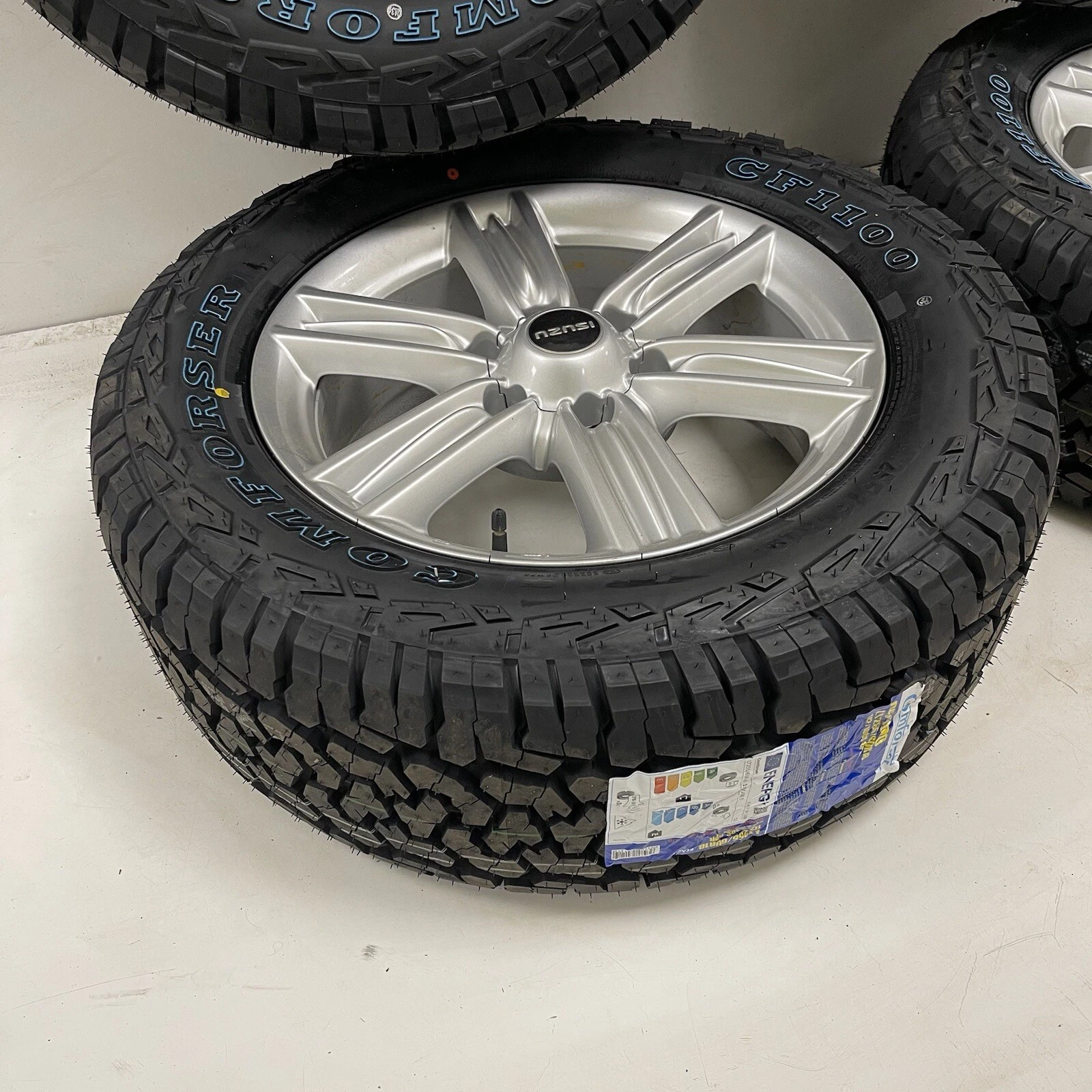 s l1600 (72) s l1600 (72)