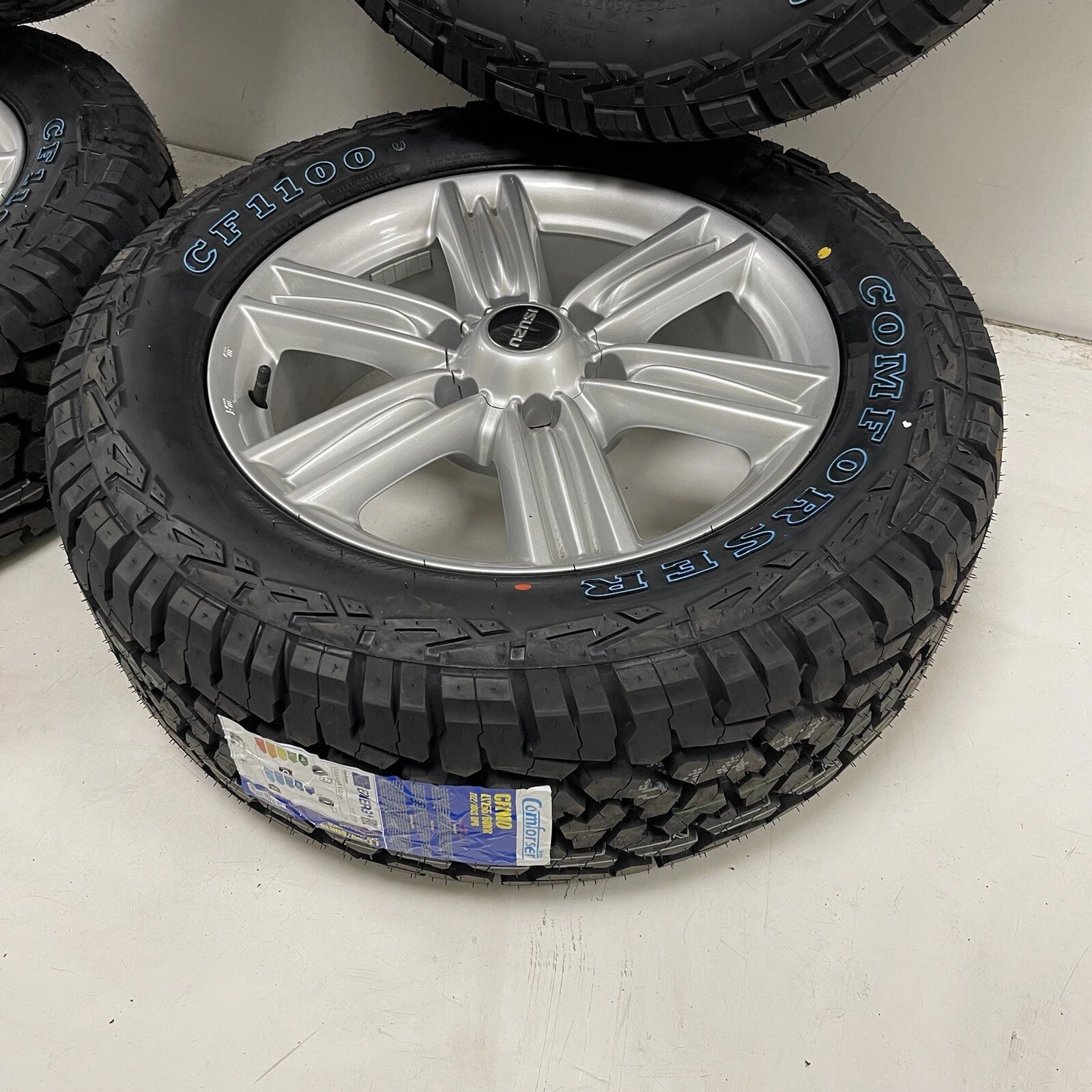 s l1600 (73) s l1600 (73)