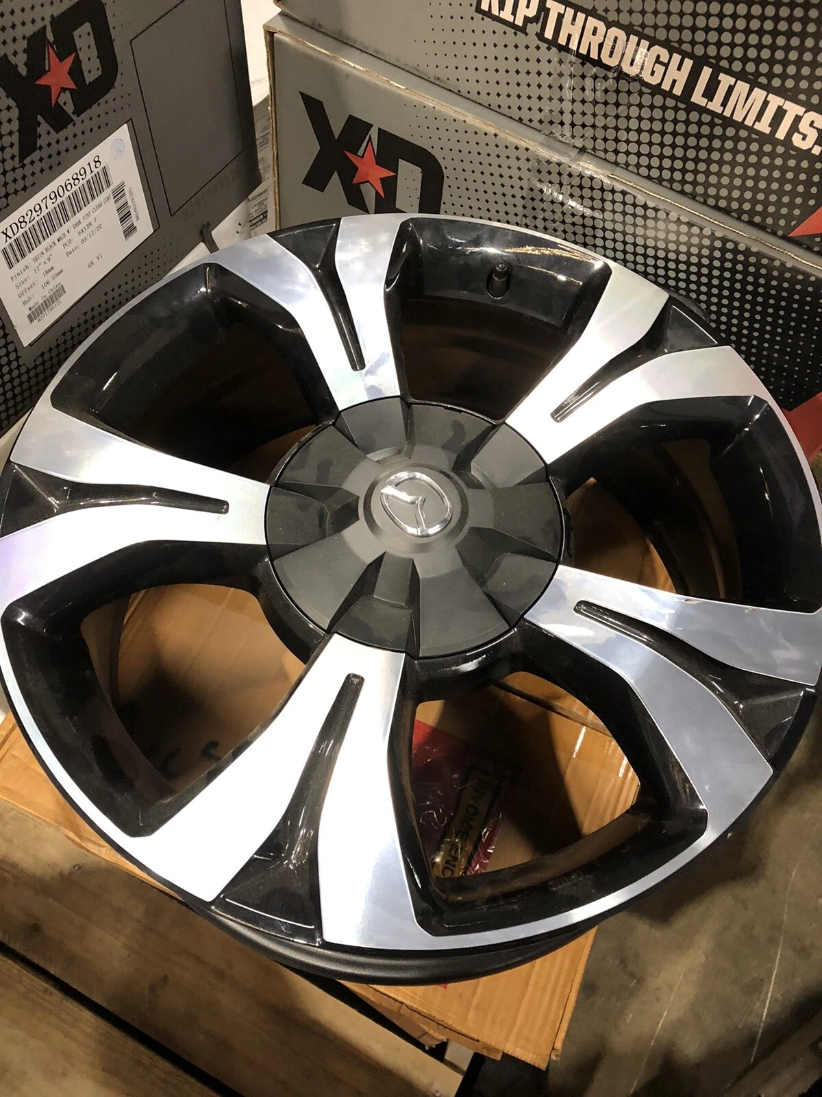 s l1600 (81) s l1600 (81)